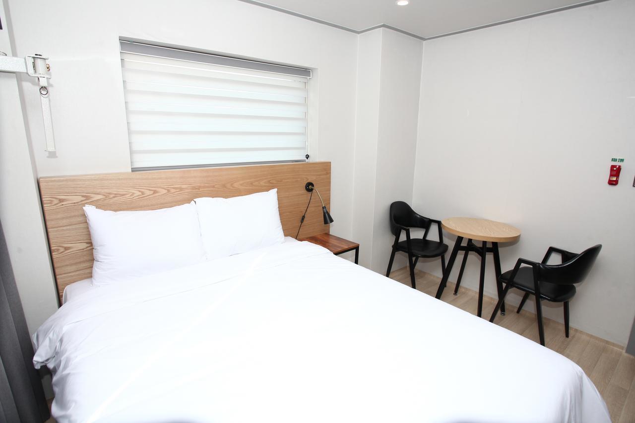 Hotel R Gangneung Room photo