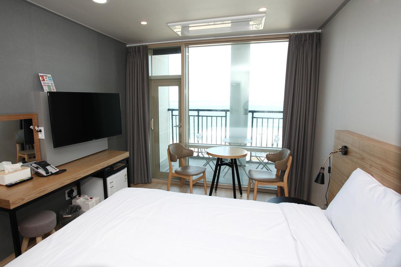 Hotel R Gangneung Room photo