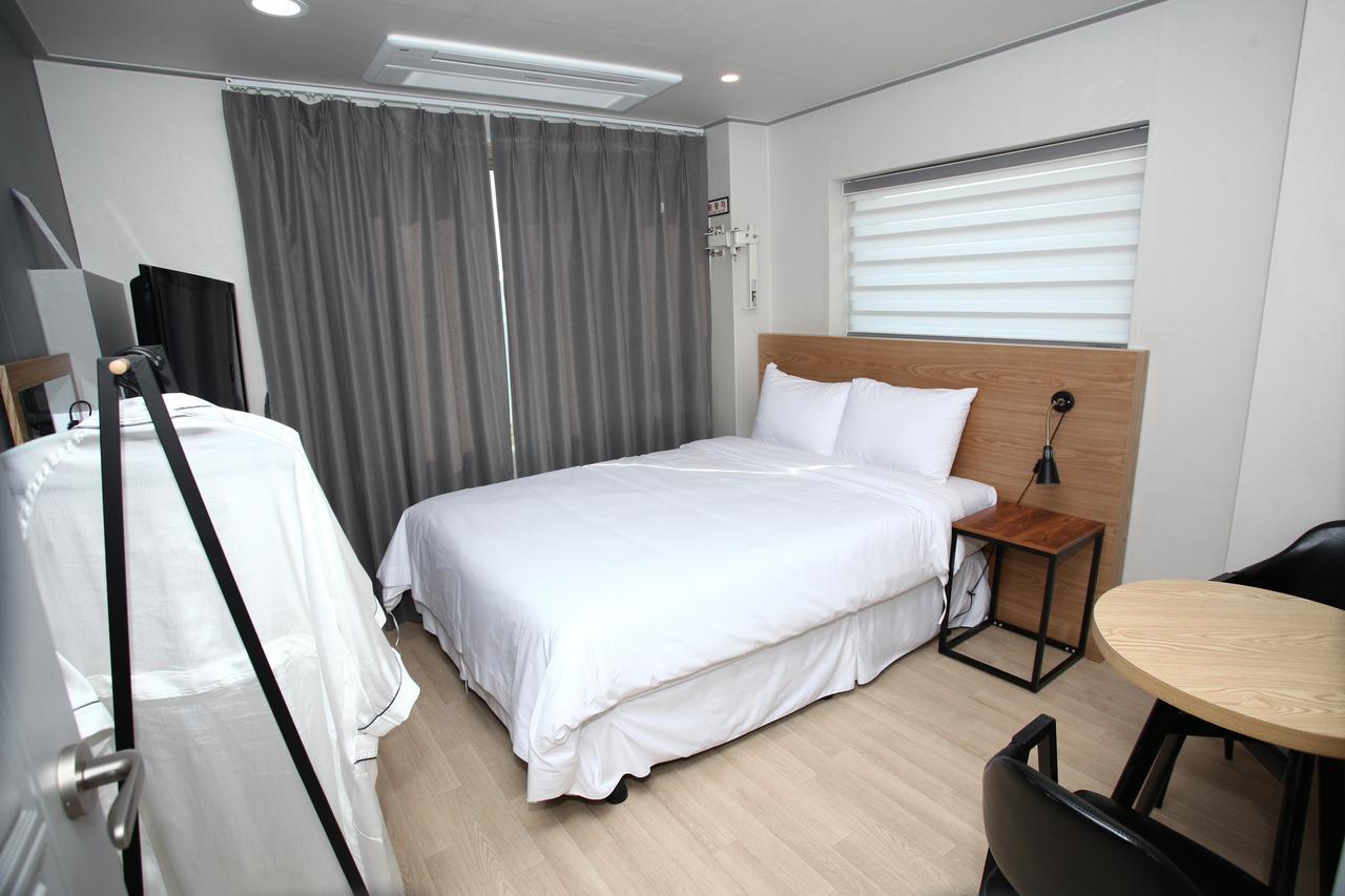 Hotel R Gangneung Room photo