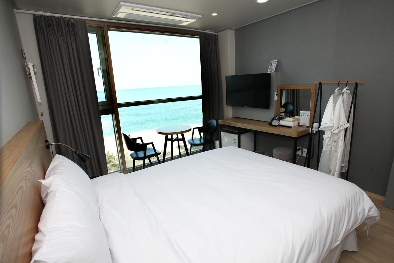 Hotel R Gangneung Room photo