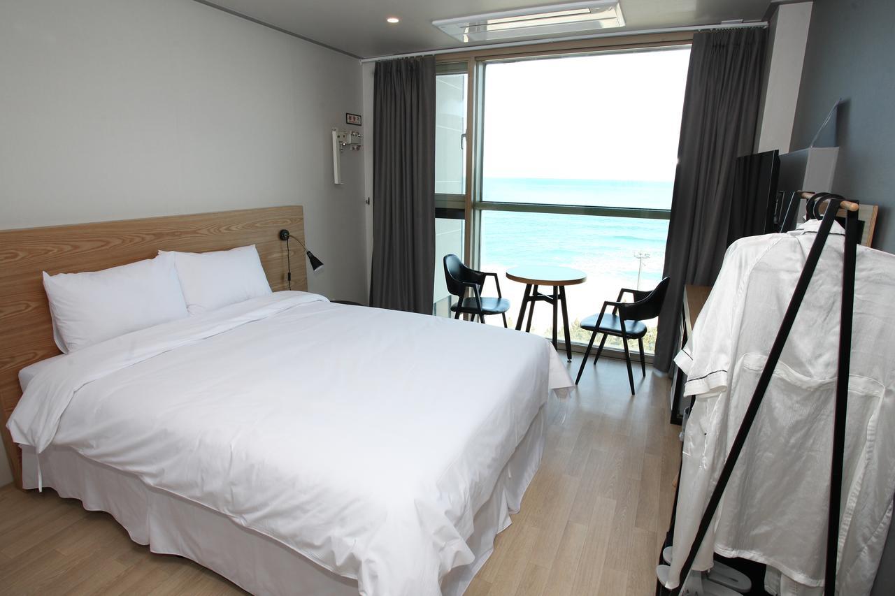 Hotel R Gangneung Room photo